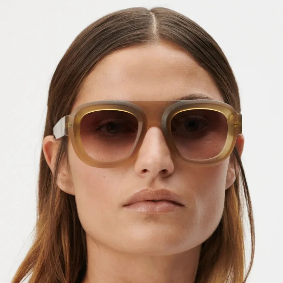 Gradient Aviator Sunglasses